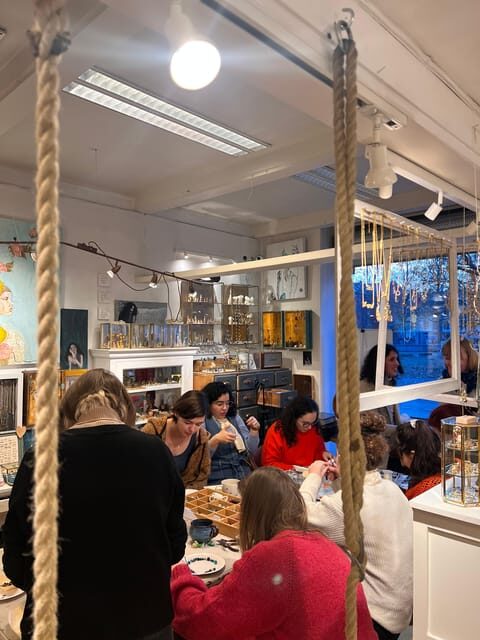 Maral Kunst : Jewelry Bar Experience (Jewelry Making) - Materials in the Spotlight: Choosing Metal and Stones Like a Designer