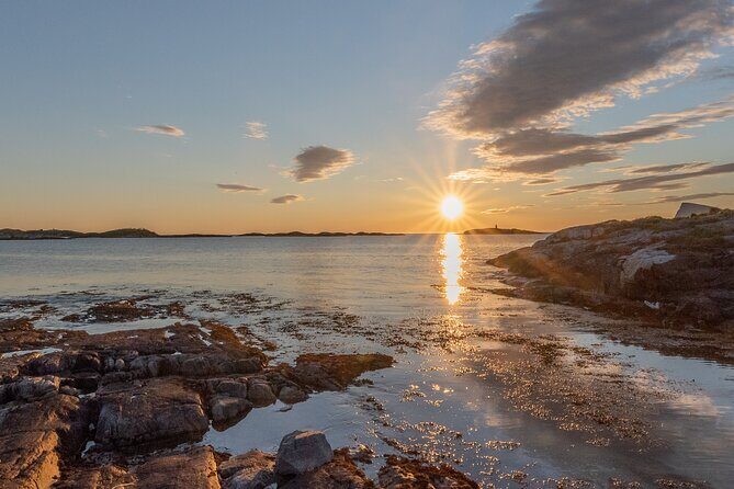 Midnight fjord tour - Stop 1: Sommarøy Midnight-Sun Hike (About 3 Hours)