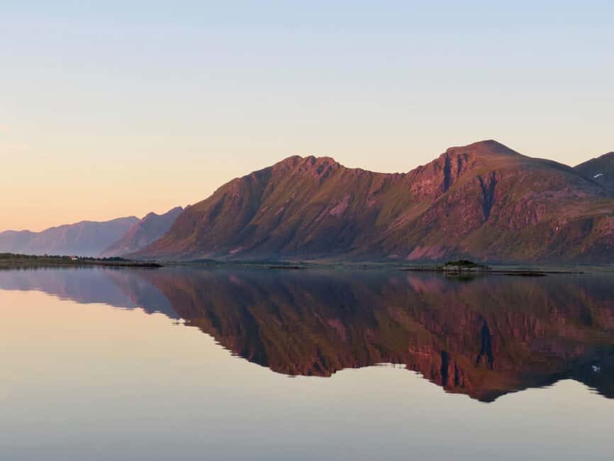 Midnight sun safari - Price and value: what $152 buys you in the Arctic
