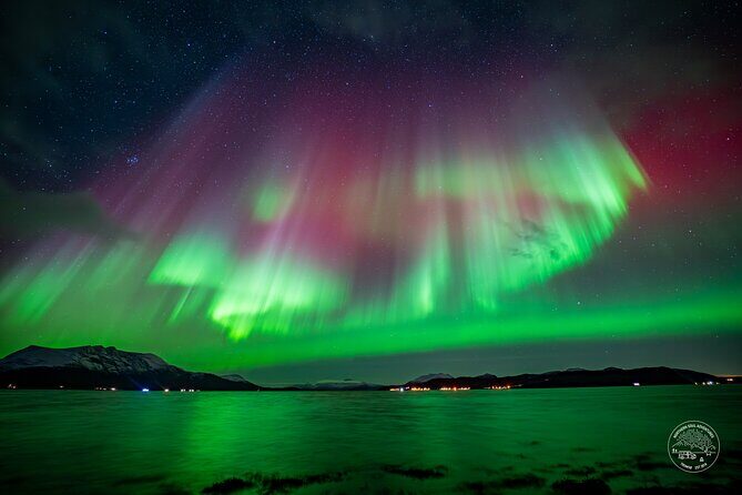 Minibus Northern Lights Chase with Photography from Tromsø - Key things to love about this Tromsø northern lights chase