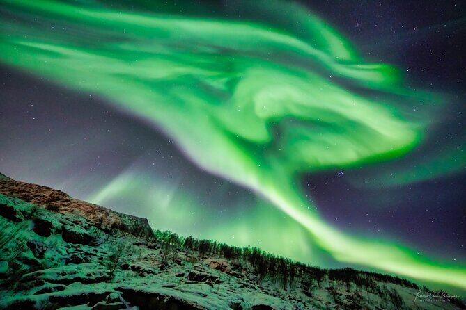 Minivan Northern Lights excursion (8 guests per minivan) - The photo workflow: what you should know before trusting it