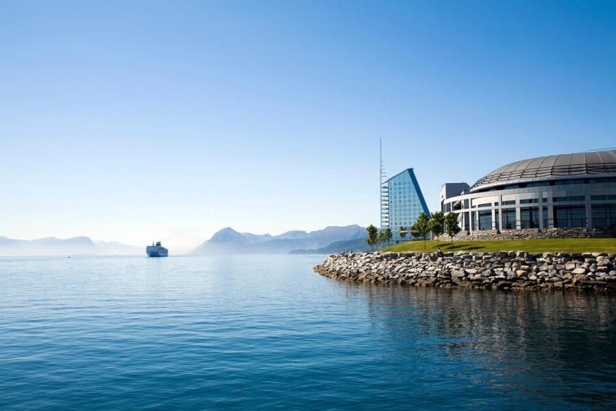 Molde - Guided kayak tour - When the Weather Turns: Still Worth It, But Expect Reality