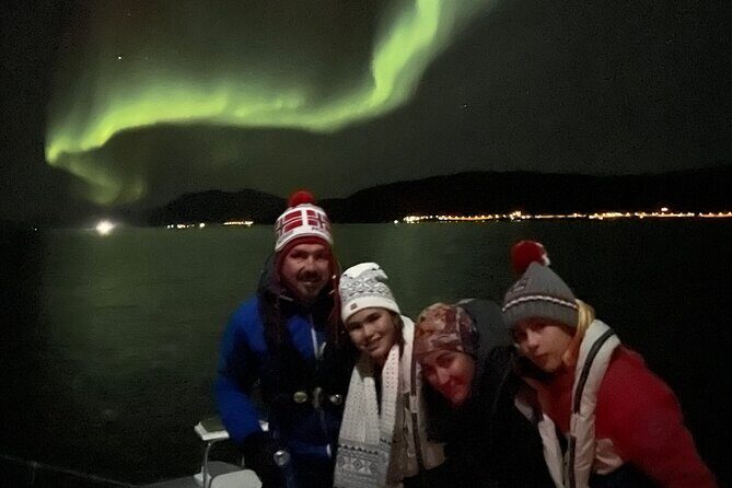 Northern Light Cruise With Luxury Catamaran in Tromso, Norway - Small group (max 8): how the pace feels different on board