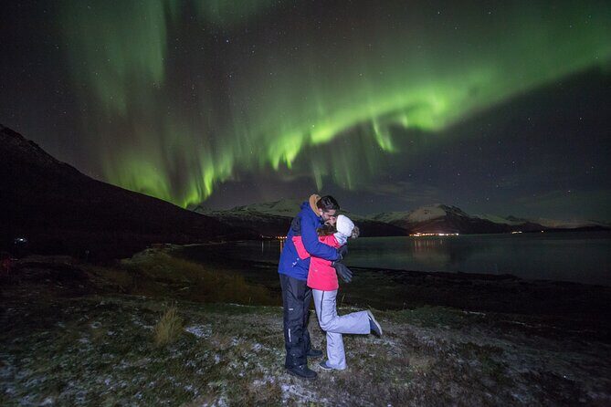 Northern Lights Big Bus Chase with Free Photos - From Tromsø to Finland: how the hunt usually unfolds