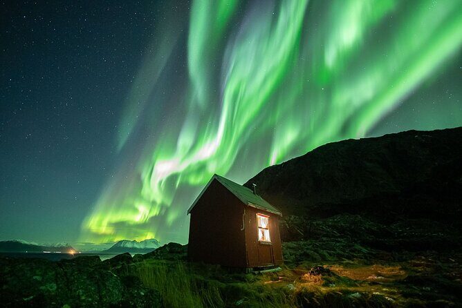 Northern Lights Expedition Tromsø - 6 people - Arctic Photo Guide - Value in the real world: what $296.92 gets you (and what to watch for)