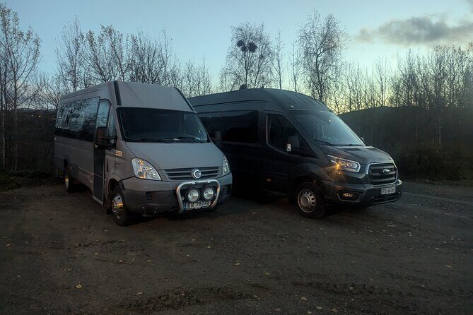 Northern Lights Minibus Chase Max 16 Person In Group - Who this tour fits best in Alta