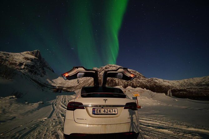 Northern lights - TeslaX Ecofriendly Car - Comfort you’ll notice: warm drinks, snacks, and a quiet car