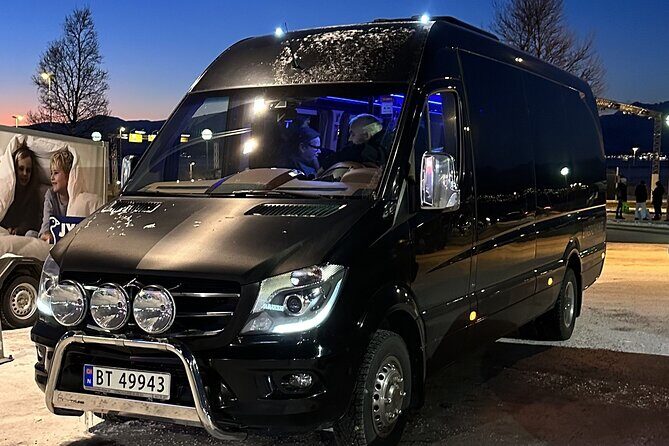 Northern Lights Tour, Photo, Toilet, Meal, Skycam in Mbus - The heated toilet tent: the unglamorous upgrade that people remember