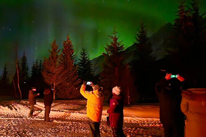 Northern Lights Tour, Tromso, Local Guide, Private Basecamp - Duration, Timing, and What the 5–7 Hours Feels Like