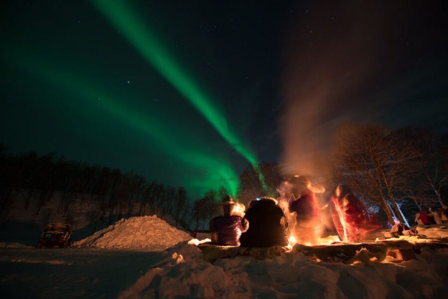 Northern lights Tromsø - small group tour with local guide - Small-Group Tromsø Aurora Tours: Why This One Feels Different