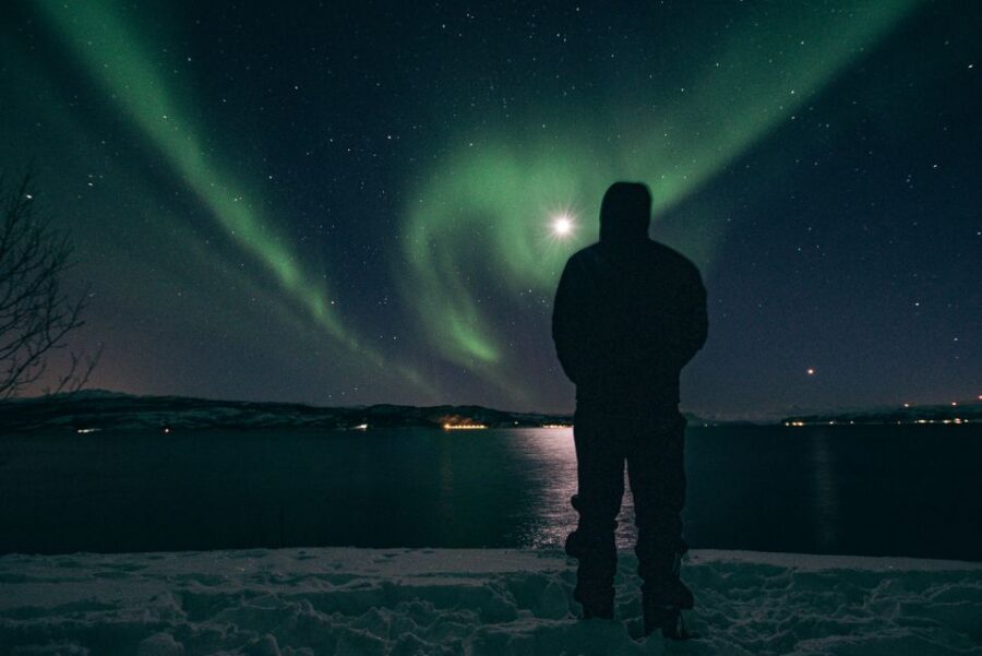 Northern lights Tromsø - small group tour with local guide - From Magic Ice Bar to the First Hours of Driving
