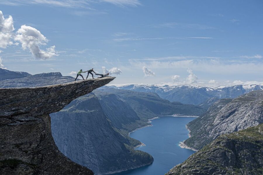 Odda: Full-Day Trolltunga Via Ferrata & Sky Ladder Adventure - Sky Ladder (Himmelstigen) option: 50 m of adrenaline without the full commitment