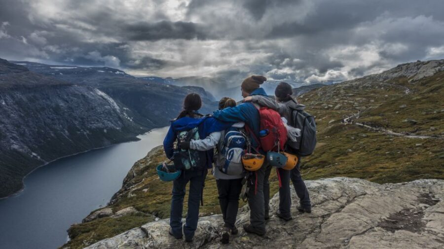 Odda: Full-Day Trolltunga Via Ferrata & Sky Ladder Adventure - Coming back down: main trail descent or via ferrata finish