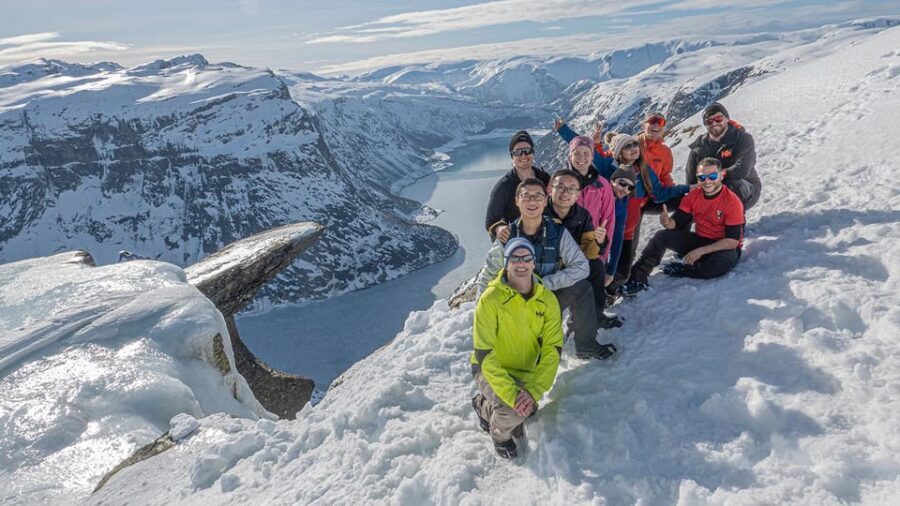 Odda: Trolltunga Winter Hike on Snowshoes - The return trail and the possible sunset on Gryteskar