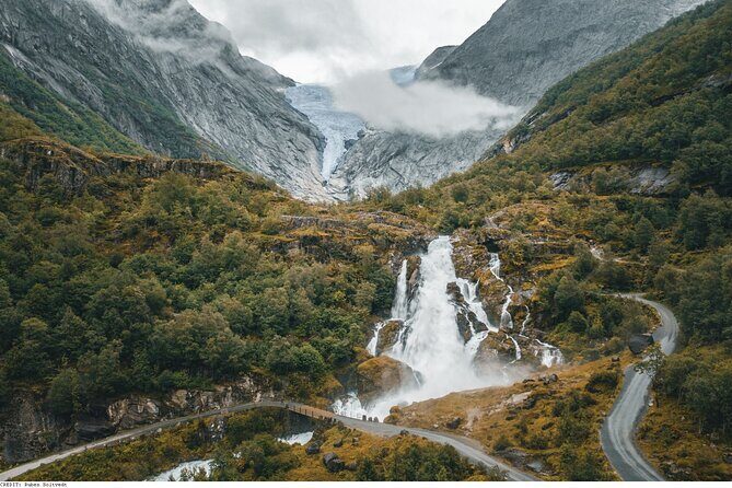 Olden 4 Hour Briksdal Glacier Tour in Briksdalsbreen - Where You Start: Olden Cruise Kai in Skjolden, Norway