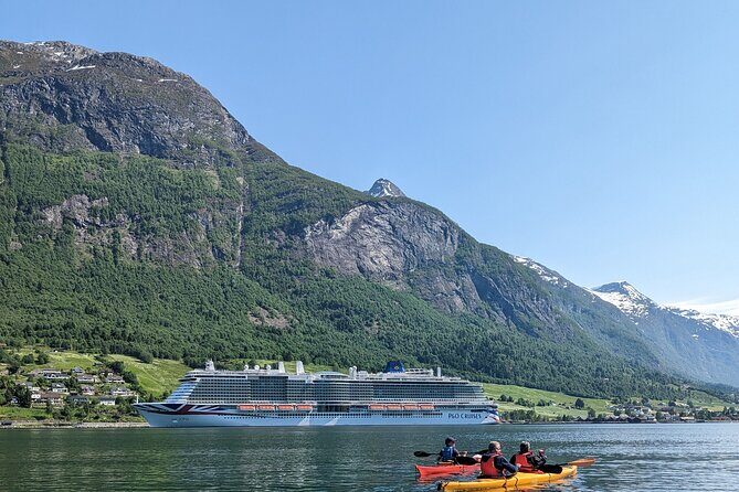 Olden: Easy Kayaking for Beginners on the Fjord - Kayaking the Olden Fjord: Why It Works for Beginners