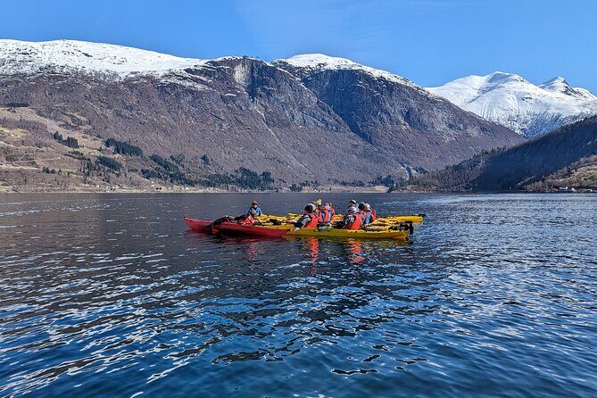 Olden: Easy Kayaking for Beginners on the Fjord - On-Water Basics: How the Guides Teach You to Paddle