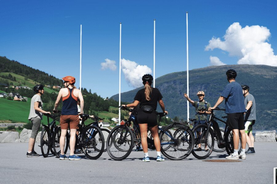 Olden: Guided e-bike tour - Fjord views and a river-to-fjord feel: where the best stops happen