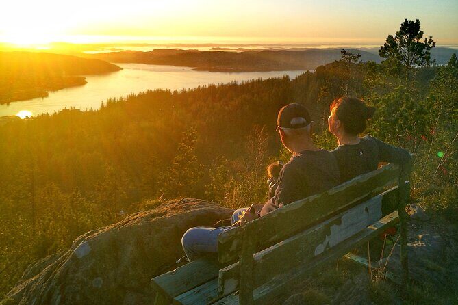 On Top of Bergen - Public Tour - Fløyen via Fløybanen: the one cost you should not miss