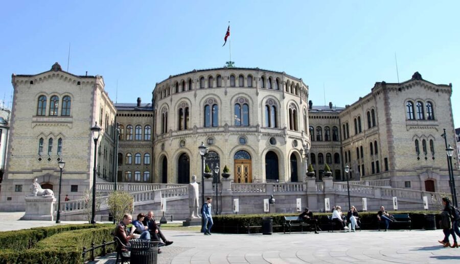 Oslo: 24 or 48-Hour Hop-On Hop-Off Sightseeing Bus GrayLine - Frequency and timing: how to plan a day that feels relaxed