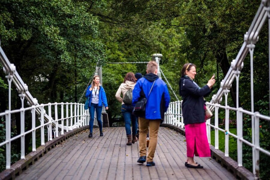 Oslo: 3-hour Private Walking Tour of Bohemian Grünerløkka - Our Saviour’s Cemetery: the Edvard Munch stop that changes the tone