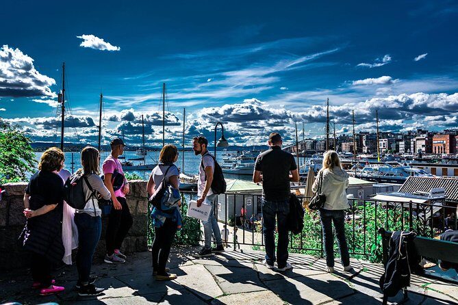 Oslo City Private Walking Tour - Stortinget (the Parliament): politics on the same street as your shopping