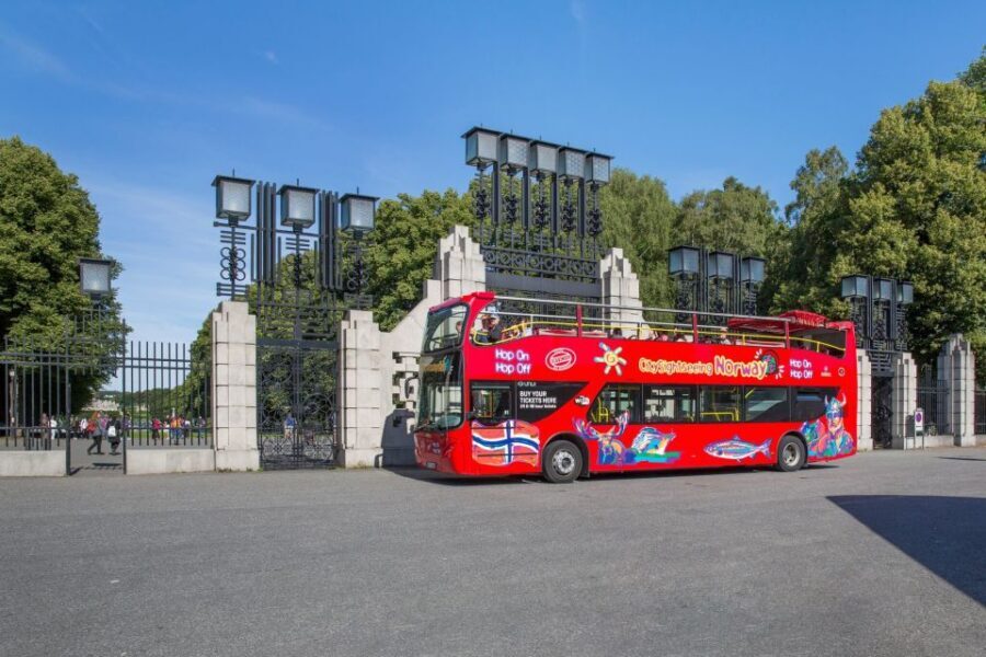 Oslo: City Sightseeing Hop-On Hop-Off Bus Tour - Nationaltheatret to Karl Johans Gate: palace views and the city core