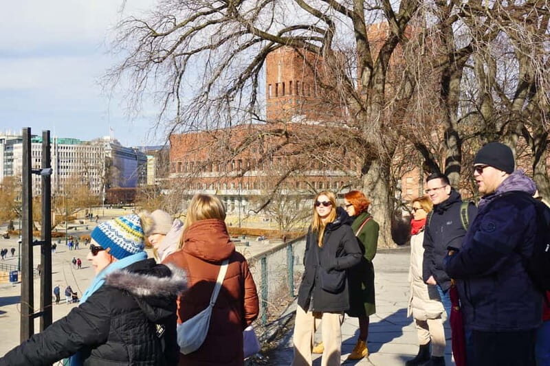 Oslo: City Tour & Traditional Norwegian Lunch or Dinner - Oslo City Hall: civic drama, then a breather