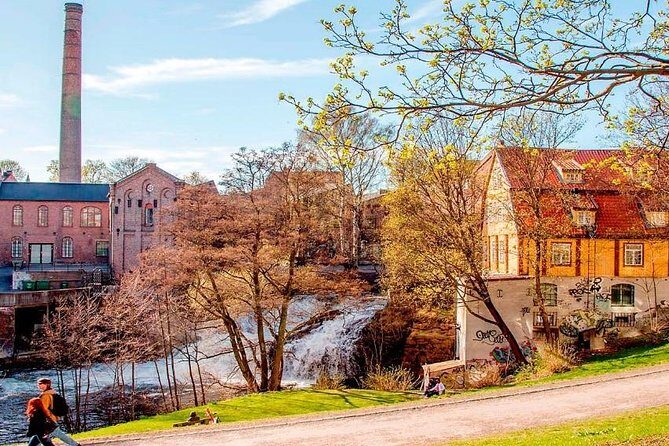 Oslo City Walks - Historic River Walk - The Mathallen stop: a quick bite plus a real break
