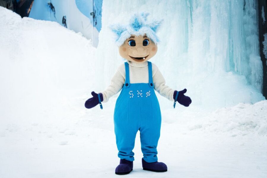 Oslo: Day Pass for Downhill Skiing at SNØ Ski Dome - Lessons, Ice Climbing, and How to Add Extra Activities