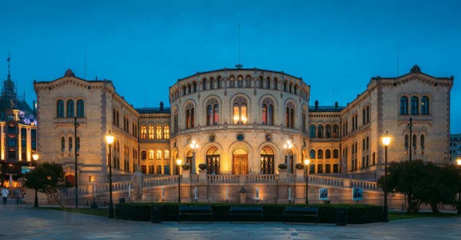 Oslo: Express Walk with a Local in 60 minutes - Oslo Opera House to The Tiger: what you’ll actually do on the walk