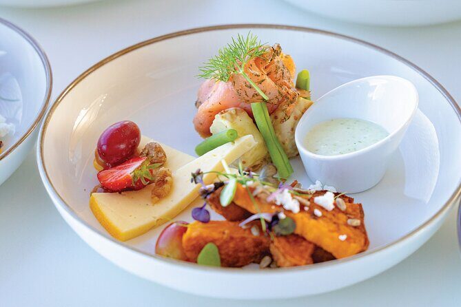 Oslo fjord 3-Course Dinner Cruise with Live Music - Timing, Weather, and the Fall-Daylight Reality