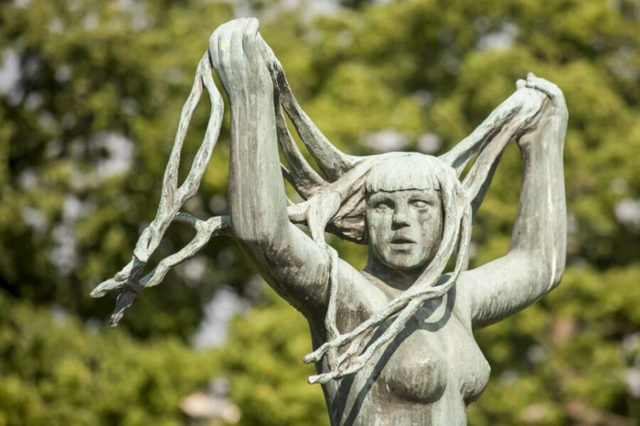 Oslo: Grand City Sightseeing Tour by Bus with Fjord Cruise - Holmenkollen Ski Jump: Oslo’s most dramatic photo stop