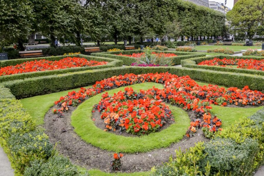 Oslo: Grand City Sightseeing Tour by Bus with Fjord Cruise - Lunch and breaks: plan to manage food yourself