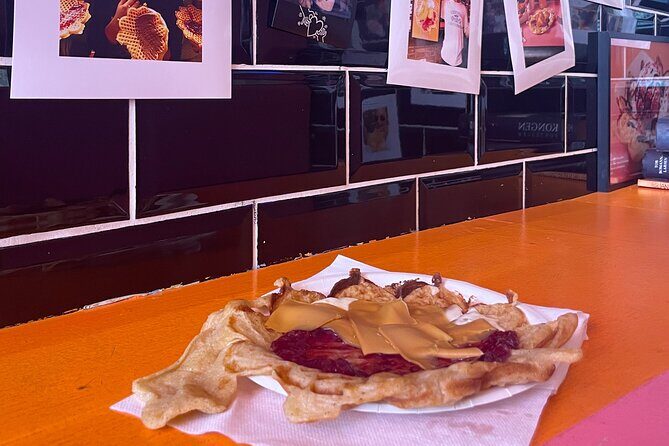 Oslo: Grünerløkka Food & Culture Walking Tour - Vulkan food and beer: where the tour turns from tasting to storytelling
