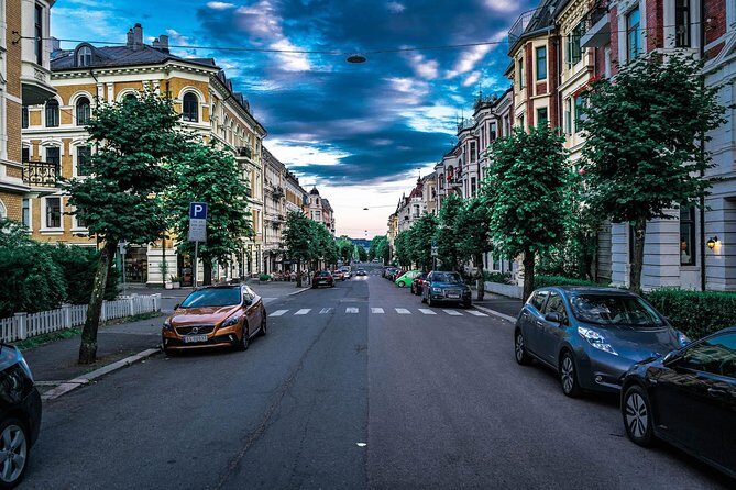 Oslo Highlights Private Walking Tour - Karl Johans Gate and the Norwegian Parliament: the city’s main spine