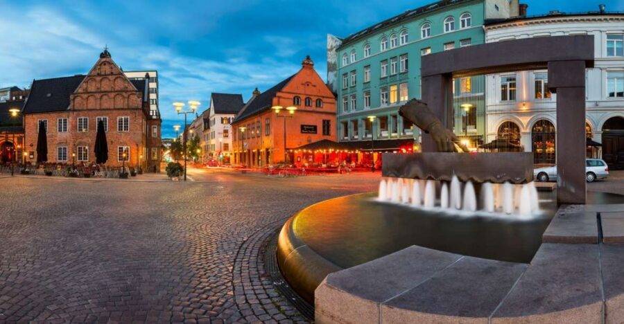 Oslo: Historic Myths & Legends Evening Walking Tour - Christiania Torv: A Historic Square That Feels Like a Story Waiting for You