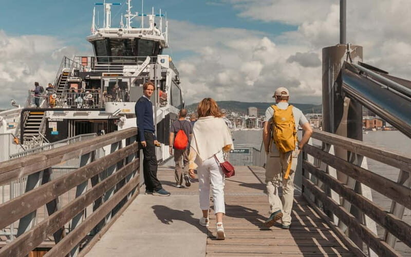 Oslo: Hovedøya and Nakholmen Island Hopping Tour - Nakholmen: cabin culture and the Oslo weekend shoreline