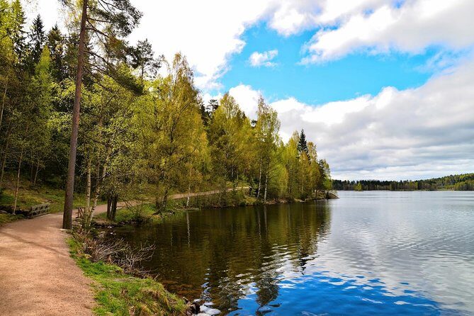 Oslo Nature walks: Forest to Fjord - Getting started at the National Theatre: the transit-friendly opening