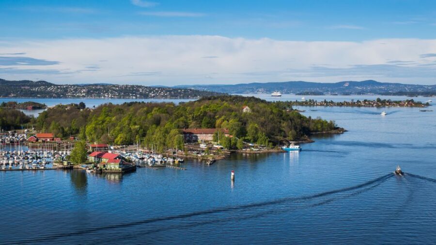 Oslo Nature Walks: Island Hopping Tour - Gressholmen: nature reserve calm and the remnants of Oslo’s first airport