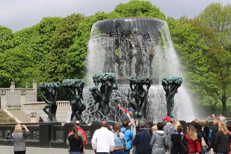 Oslo: Oslo Discovery Tour with 2 Museums Included - First stop: meeting at Haakon VIIs gate and getting on the white coach