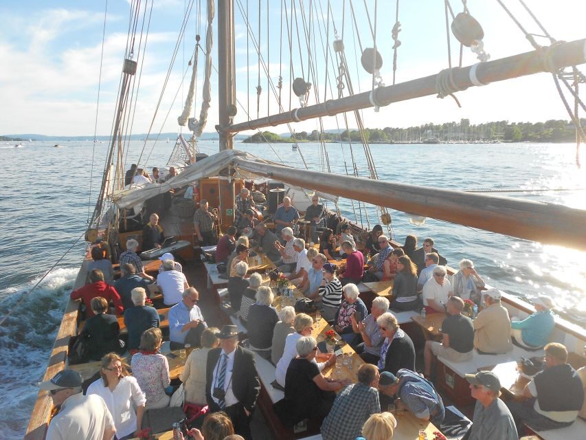 Oslo: Oslo Fjord Cruise with Live Jazz Music & Shrimp Buffet - Onboard setup: warm blankets, calm sailing, and jazz you can hear