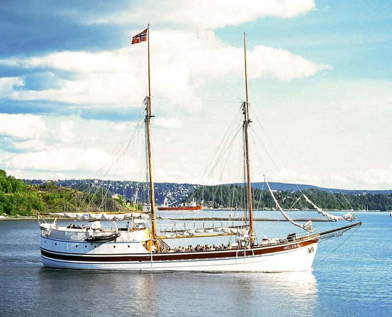 Oslo: Oslo Fjord Sightseeing Cruise by Sailing Ship - Getting on board at Rådhusbrygge 3 (and finding your best seat)