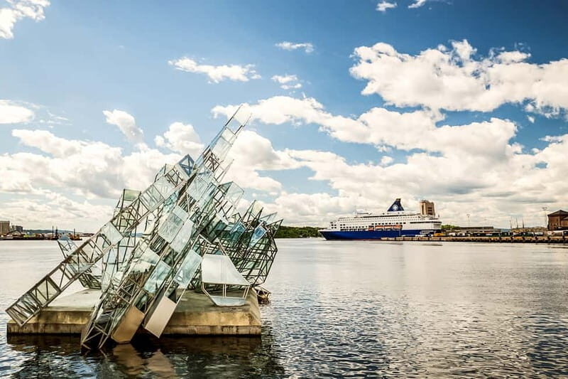 Oslo: Oslo Fjord Sightseeing Cruise by Sailing Ship - Onboard comfort, blankets, and the bar (including hot drinks)