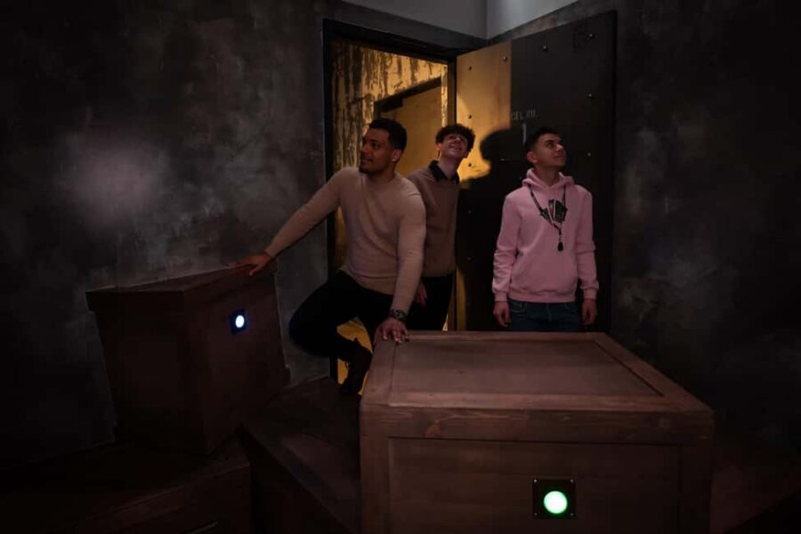 Oslo: Prison Island Adventure Escape Game - Key things I’d circle on the map