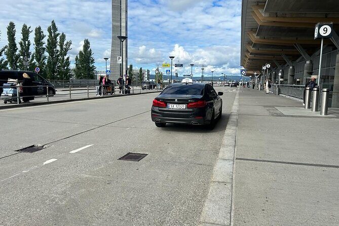 Oslo Private Airport/Hotel Transfer Service || English Speaking - Safety and Professionalism: What the Service Promises