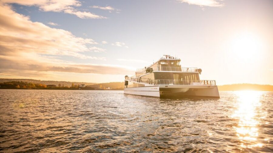 Oslo: Scenic Fjord Cruise with Audio Guide Commentary - The 90-minute loop: what each pass is really for