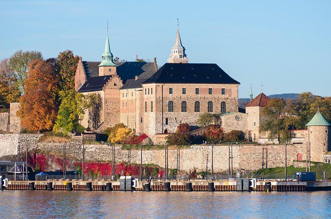 Oslo Self Guided Walking Tour with an APP - The Royal Palace area and the “Sentrum” contrast that makes Oslo feel real