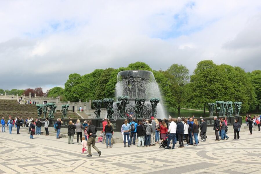 Oslo: Sightseeing with Holmenkollen Ski Jump & Vigeland Park - Price and value: what $57 gets you in real terms