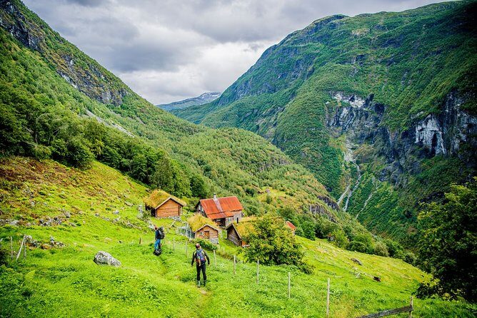 Oslo To Bergen Self-Guided Full Day Trip with Flåm Railway And Fjord Cruise - Key moments worth circling on your map